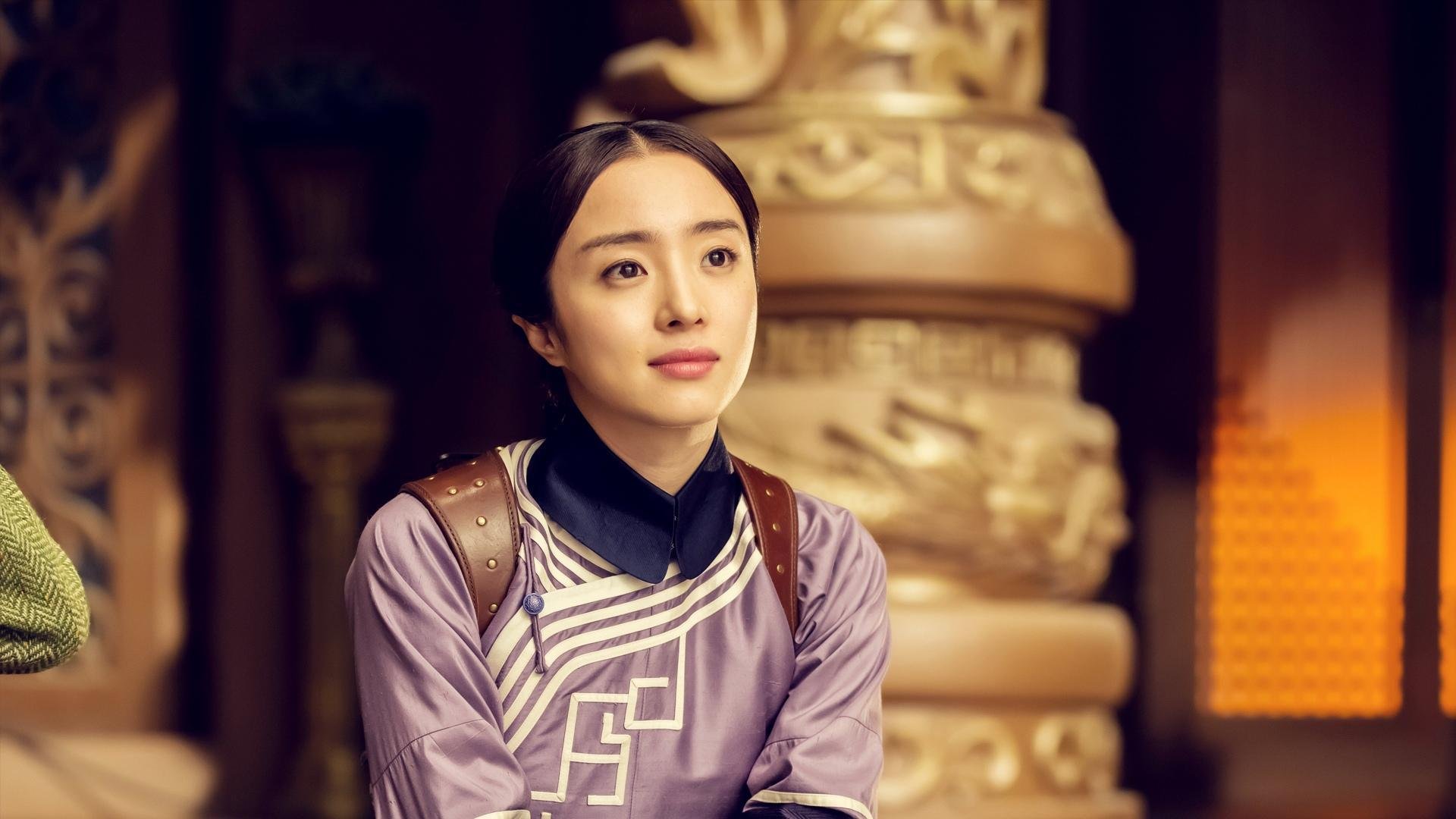 阿贾克斯队长乔丹·亨德森在赛季末表现不佳,遭遇批评。,阿贾克斯明星球员