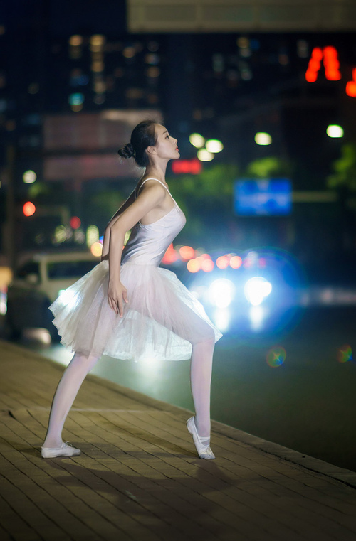 德国女子柔道选手米里亚姆·布特克雷特获得70公斤级银牌,德国柔道运动员