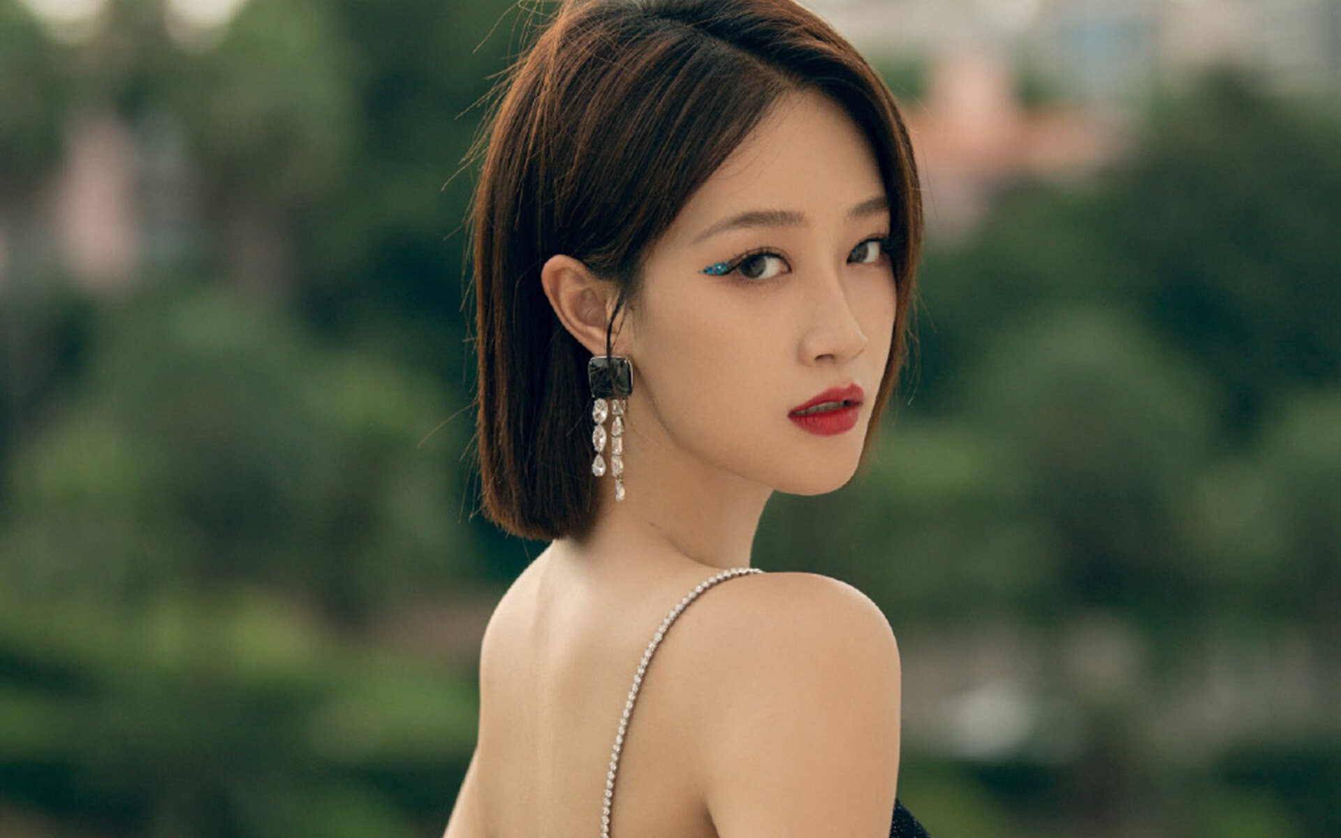 AYXSPORTSAPP-比利时马术协会与科技公司合作，开发虚拟现实训练平台，提升骑手技能。