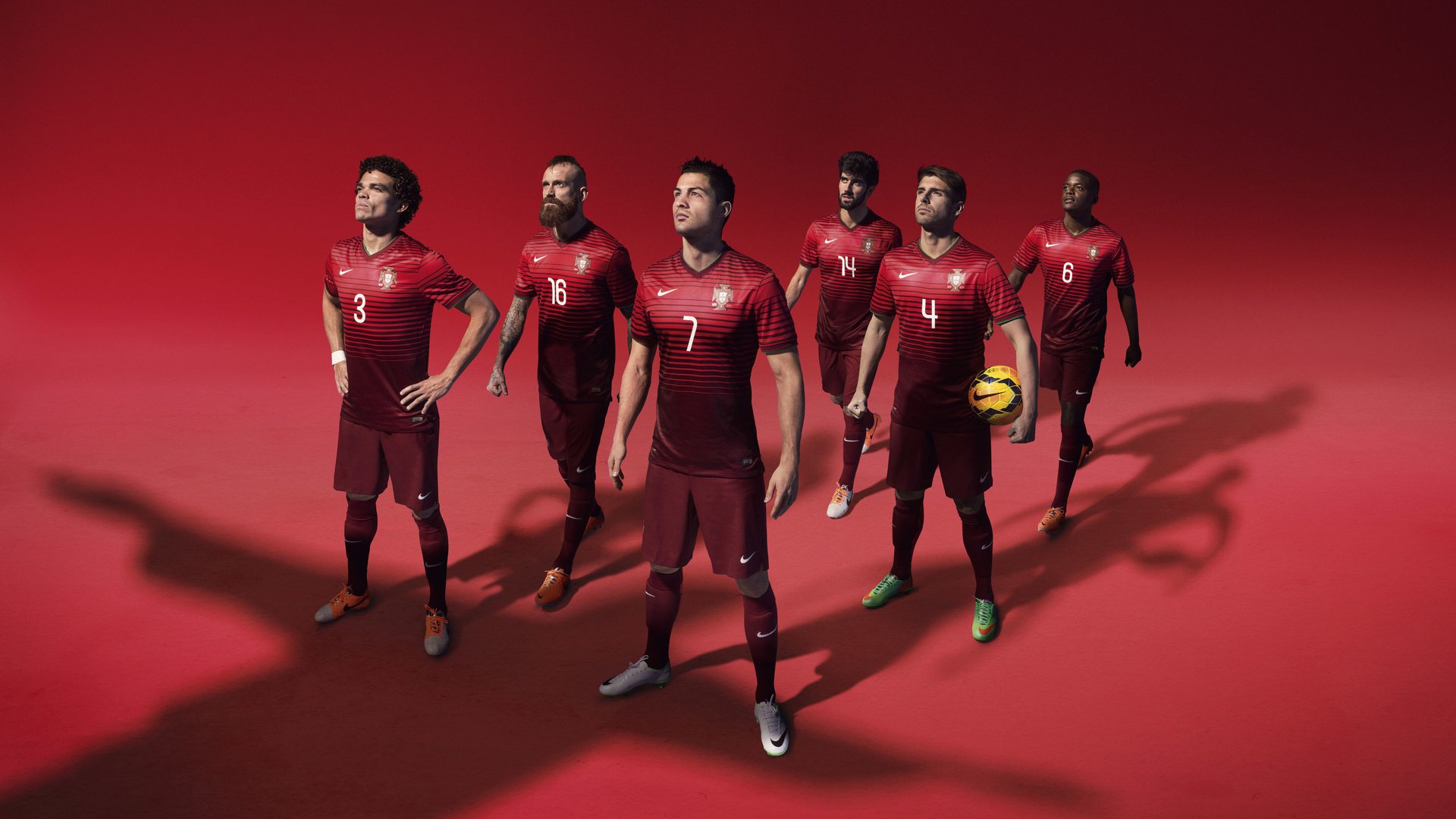 沃尔夫斯堡围绕中场核心构建战术体系,沃尔夫斯堡队